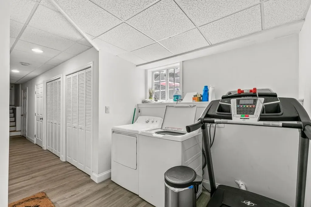 75 Lowell Avenue Providence RI 02909