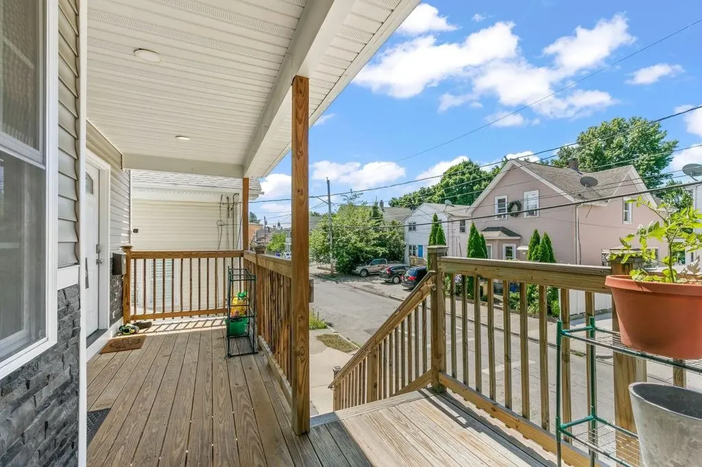 75 Lowell Avenue Providence RI 02909