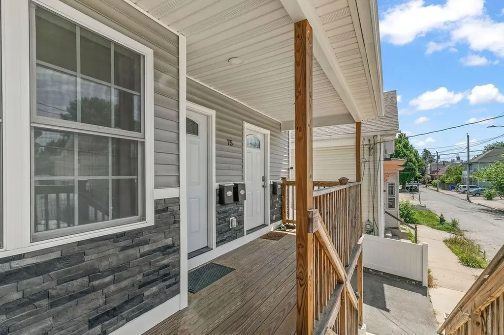 75 Lowell Avenue Providence RI 02909