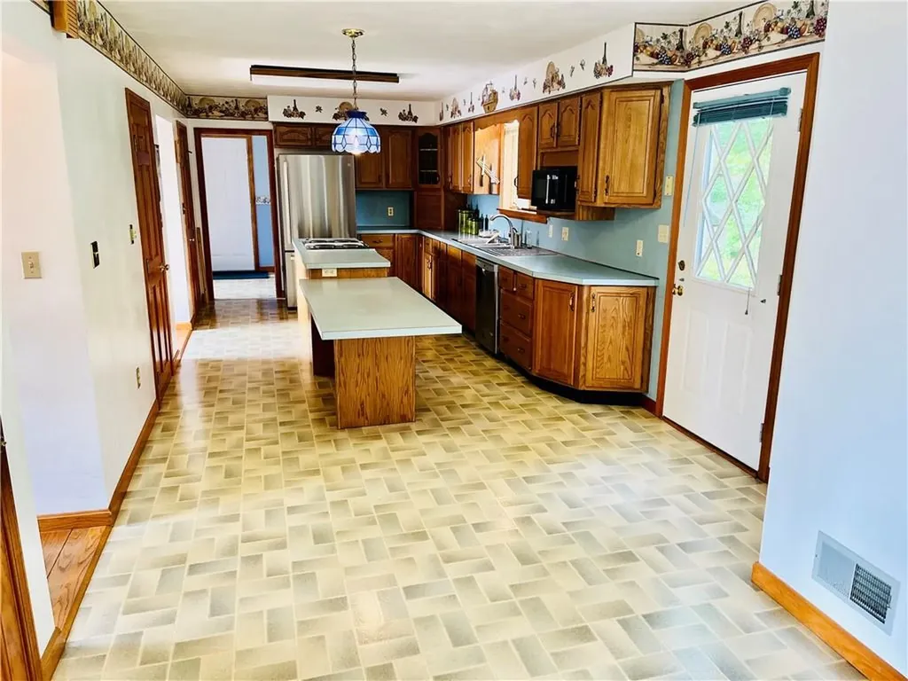 11 Hall Street West Warwick RI 02893