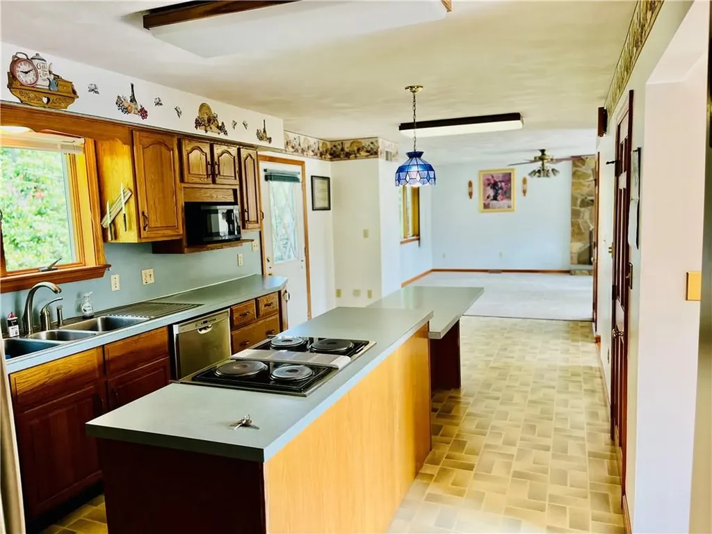 11 Hall Street West Warwick RI 02893