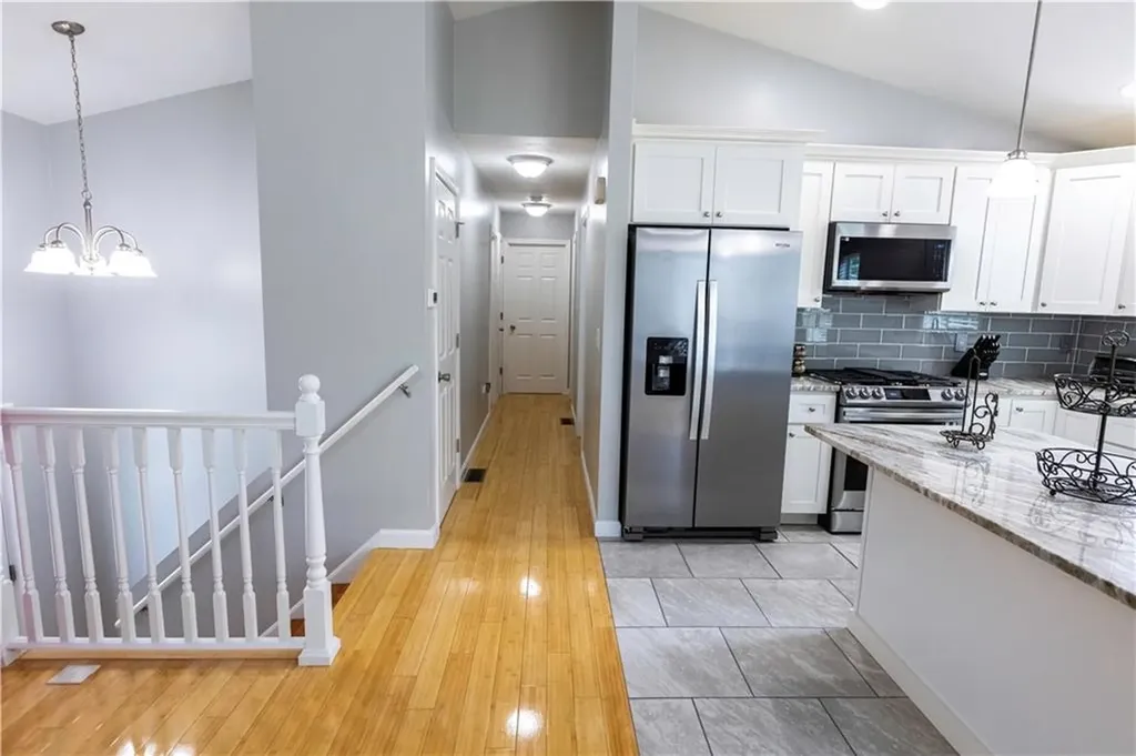 71 Morris Avenue Pawtucket RI 02860