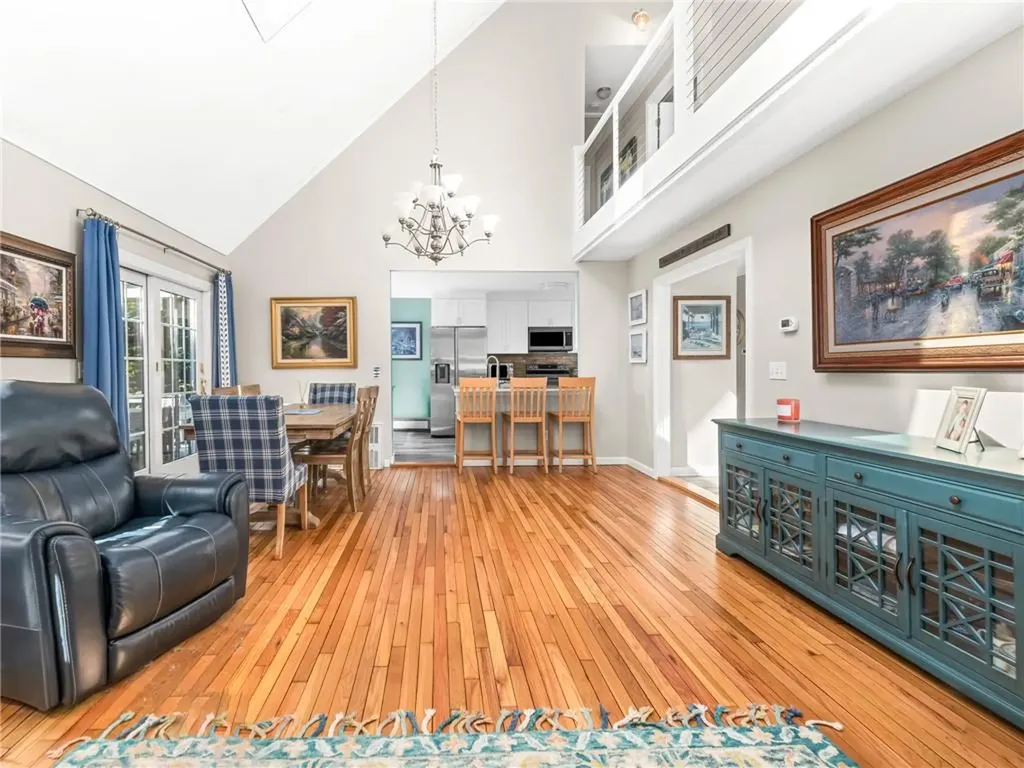 72 Carver Lane Narragansett RI 02882