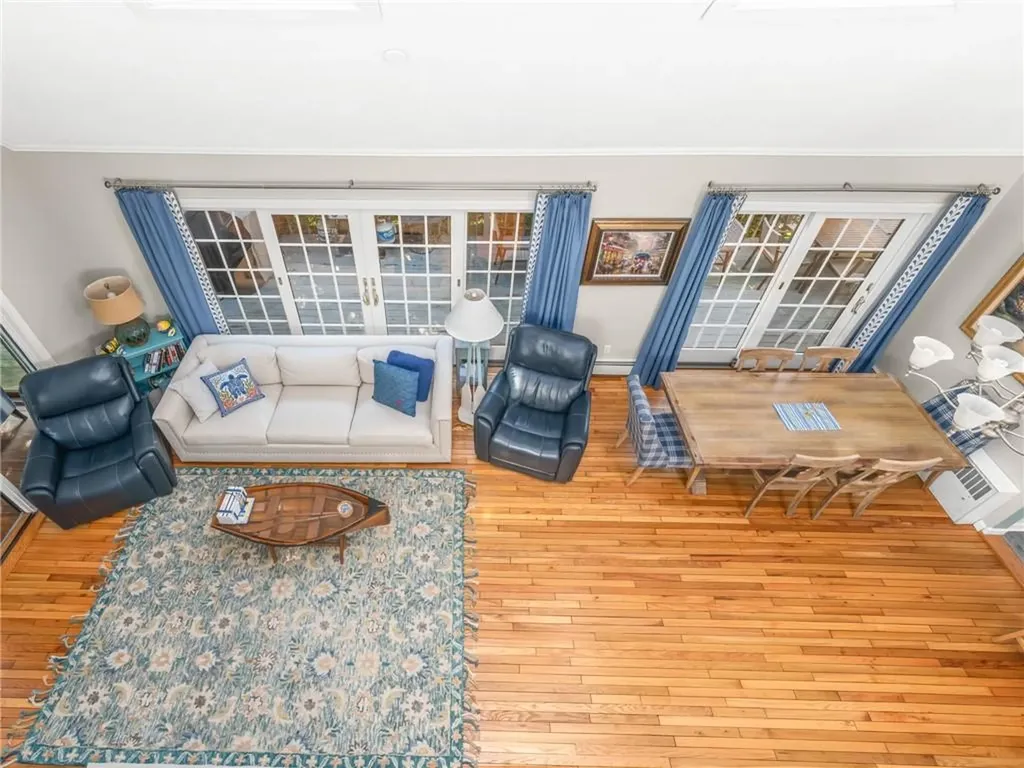 72 Carver Lane Narragansett RI 02882