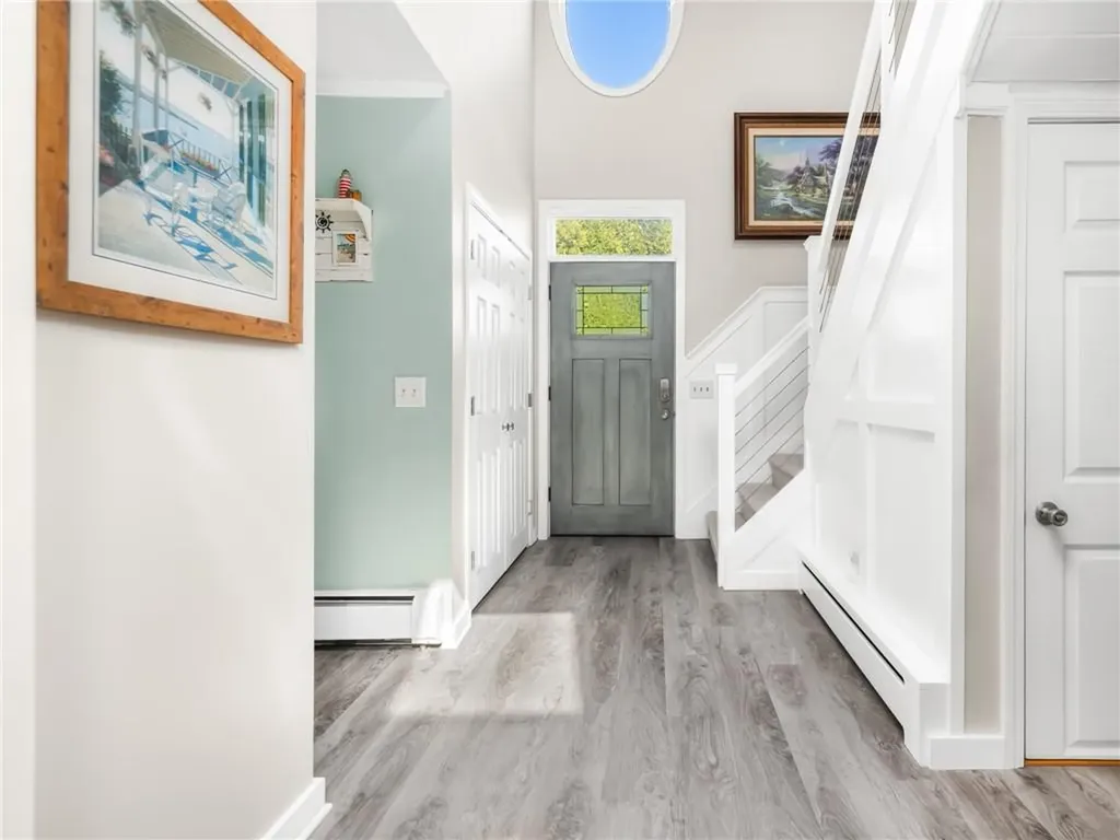 72 Carver Lane Narragansett RI 02882