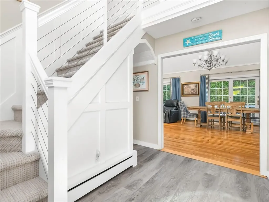 72 Carver Lane Narragansett RI 02882