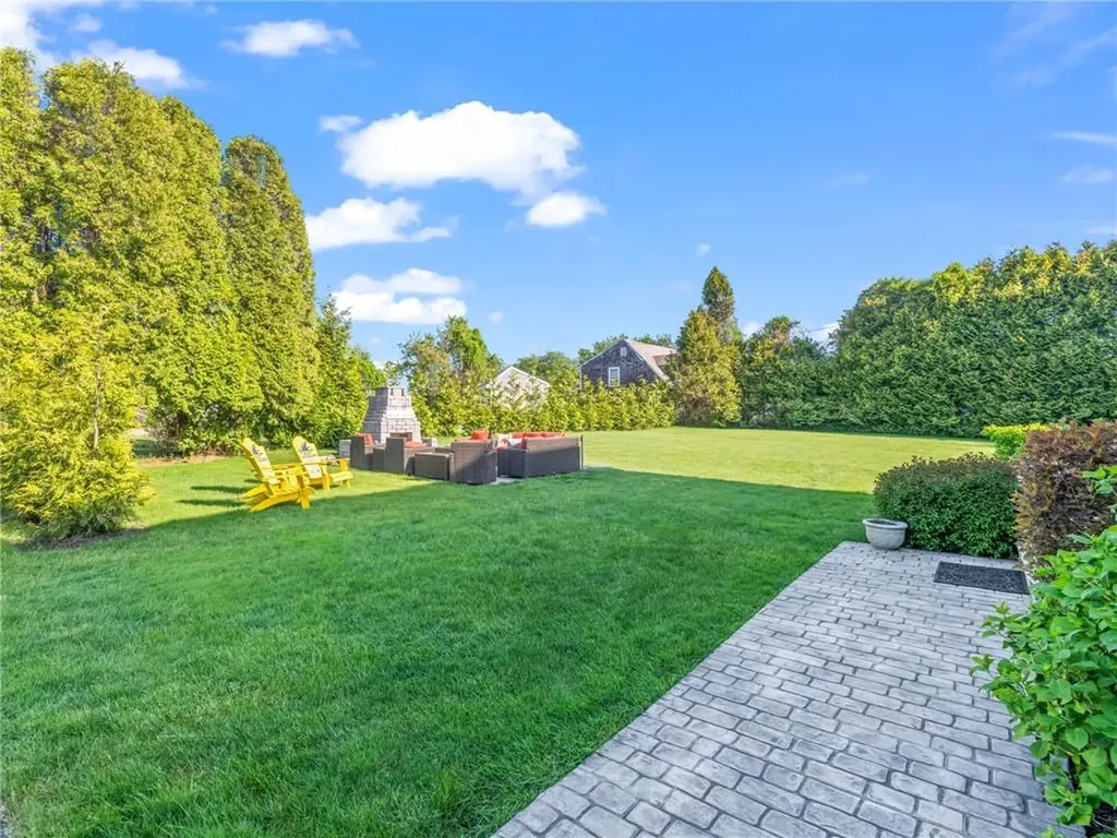 72 Carver Lane Narragansett RI 02882