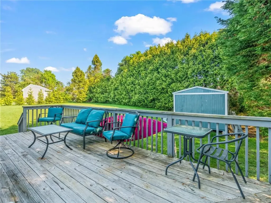 72 Carver Lane Narragansett RI 02882