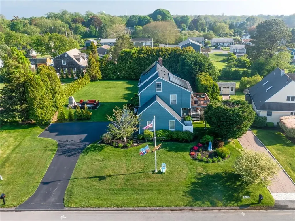 72 Carver Lane Narragansett RI 02882