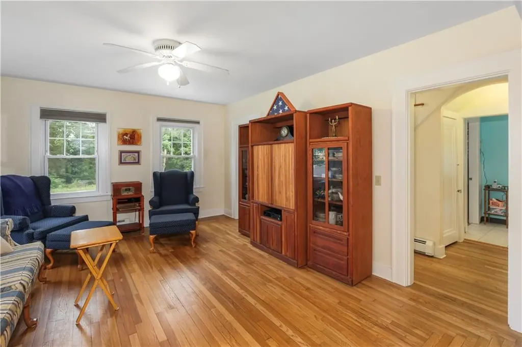 48 Spring Street Westerly RI 02891