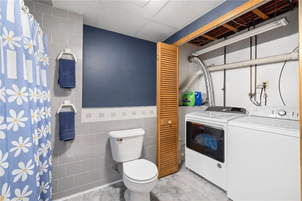 1 Simmons Road Barrington RI 02806