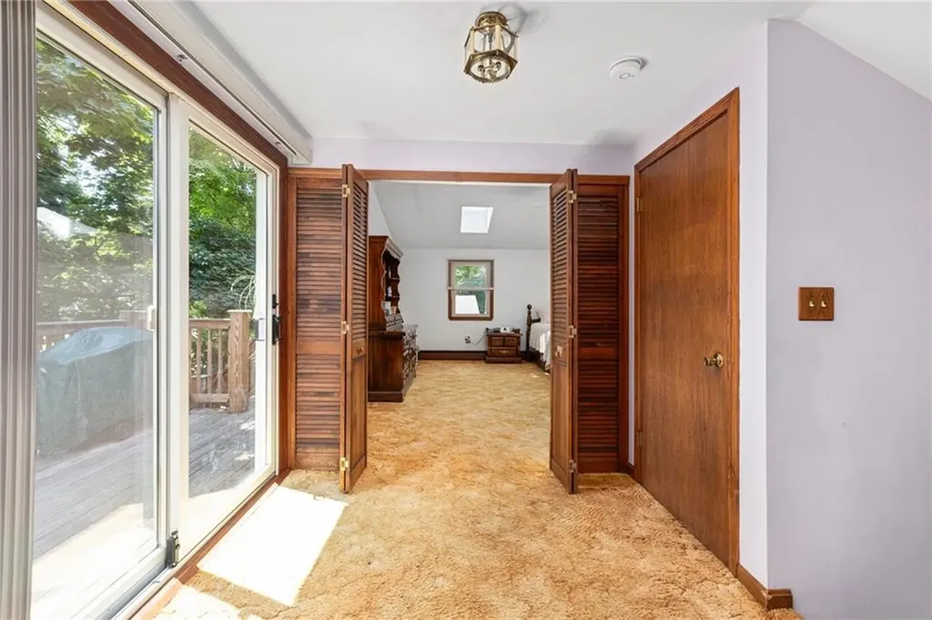 1 Simmons Road Barrington RI 02806