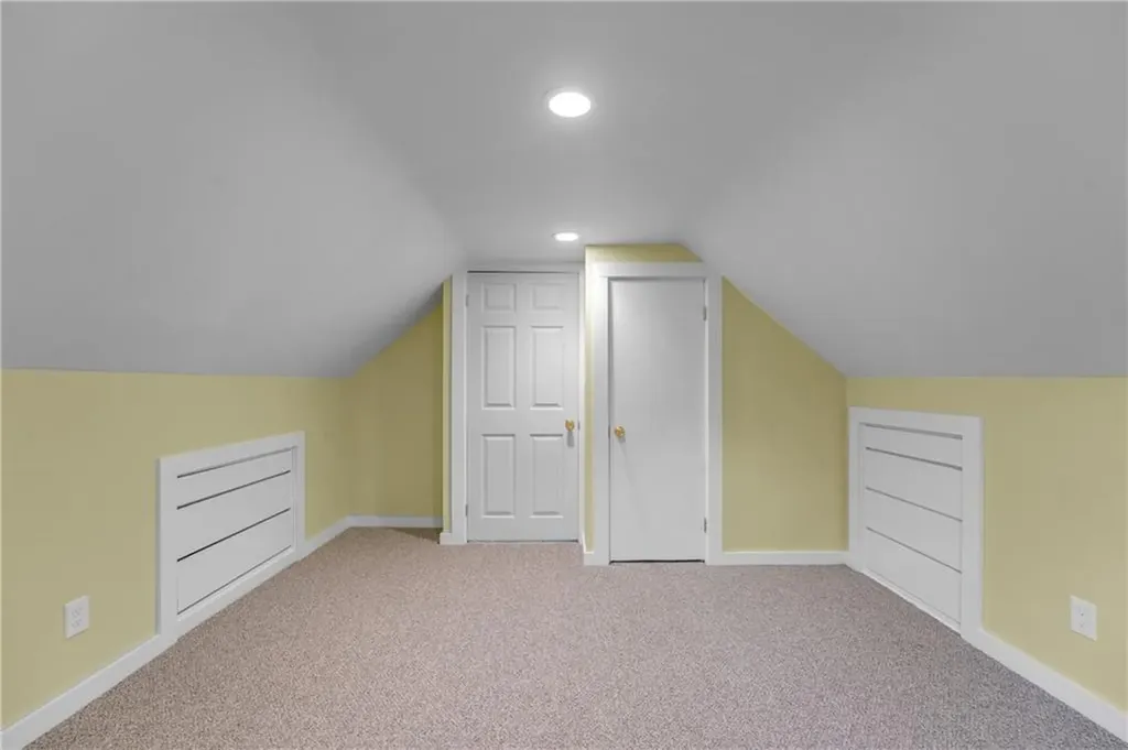 87 Ash Street Lincoln RI 02865