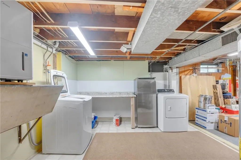 87 Ash Street Lincoln RI 02865