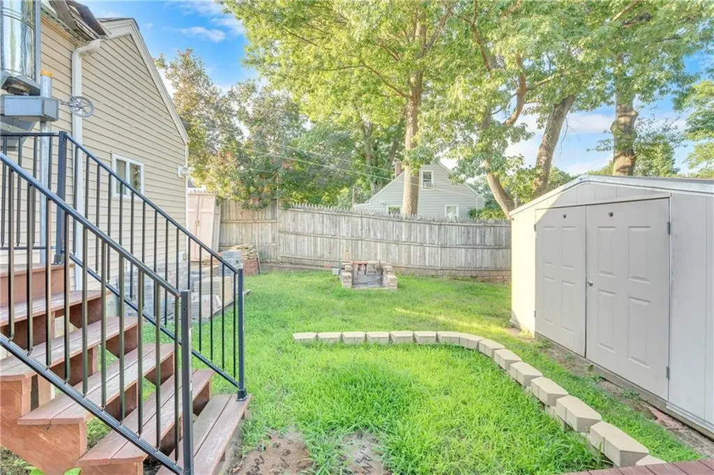 87 Ash Street Lincoln RI 02865
