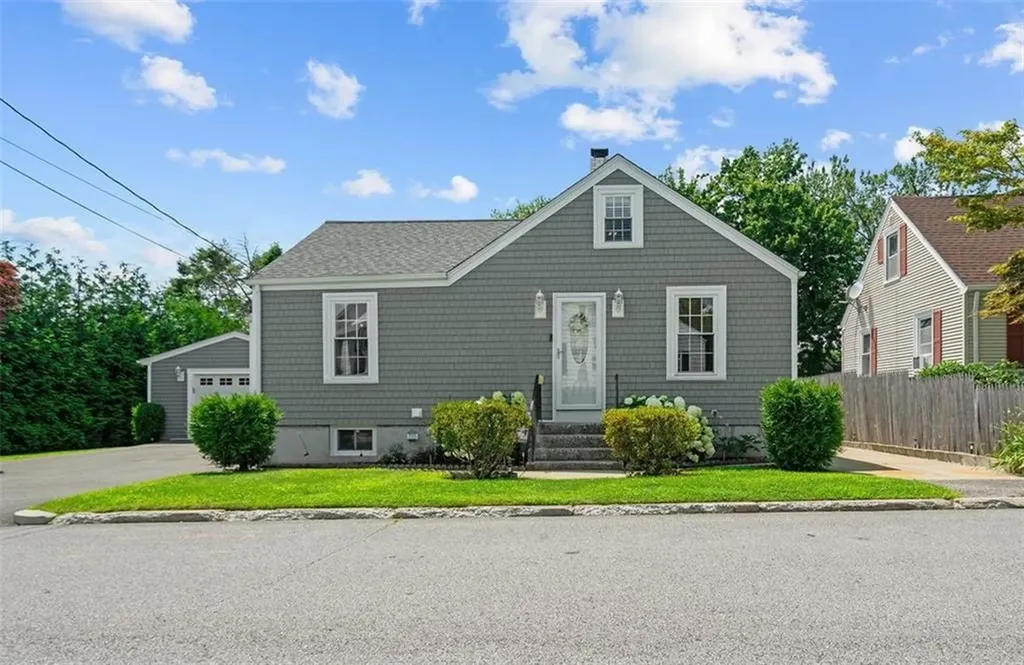 45 Dewey Avenue Pawtucket RI 02861