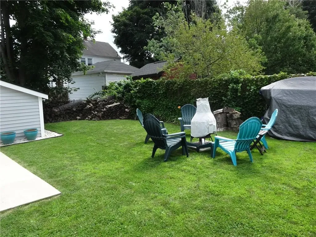 160 Sinclair Avenue Cranston RI 02907