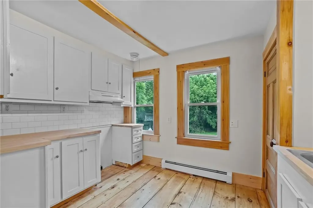 69 Central Pike Foster RI 02825