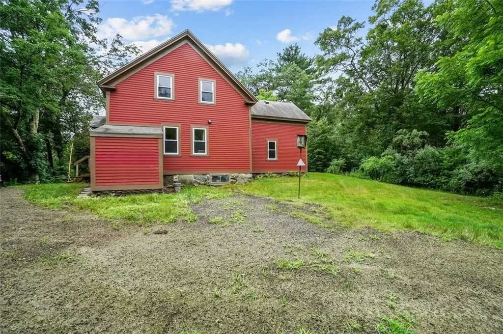 69 Central Pike Foster RI 02825