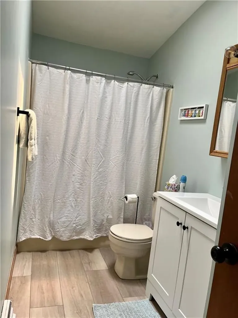 31 Saybrook Avenue Narragansett RI 02882