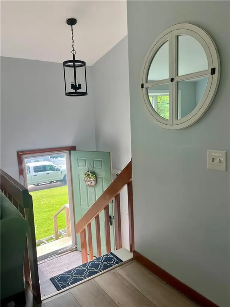 31 Saybrook Avenue Narragansett RI 02882