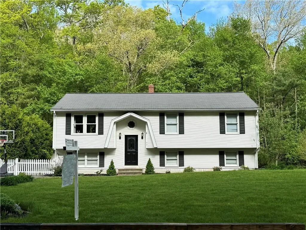 77 Evergreen Road Glocester RI 02814