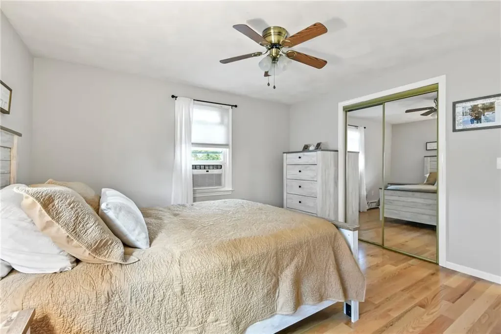 9 Hatfield Street Pawtucket RI 02861