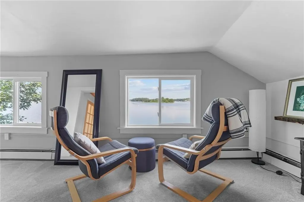 636 Park Avenue Portsmouth RI 02871