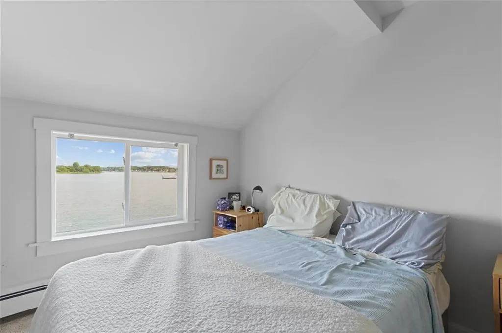 636 Park Avenue Portsmouth RI 02871