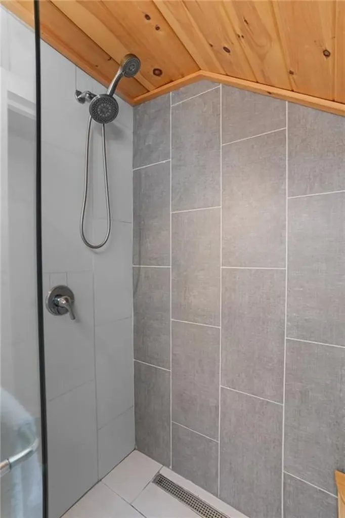 636 Park Avenue Portsmouth RI 02871