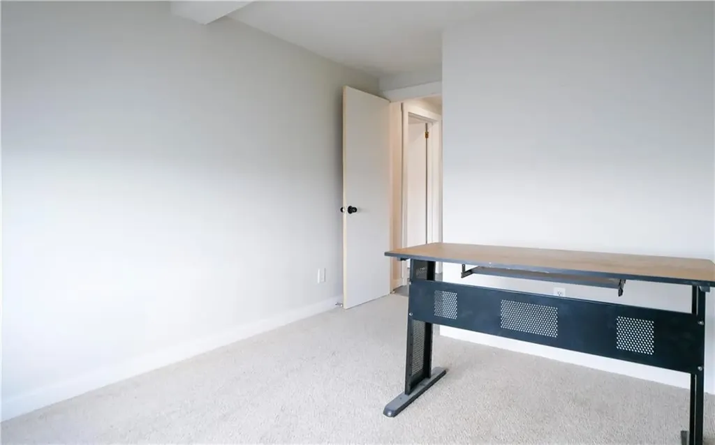 636 Park Avenue Portsmouth RI 02871