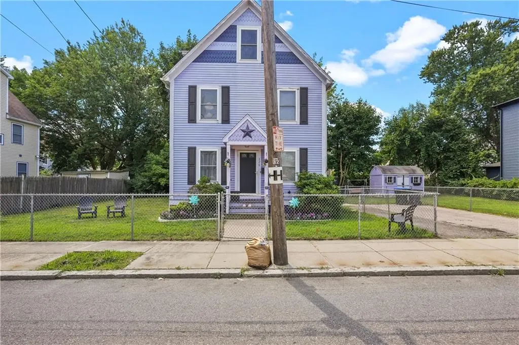 328 Blackstone Street Providence RI 02907