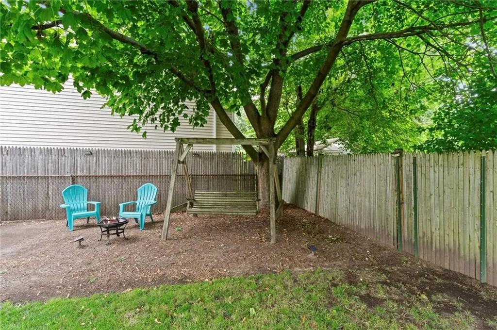 14 Cooke Place Warwick RI 02888
