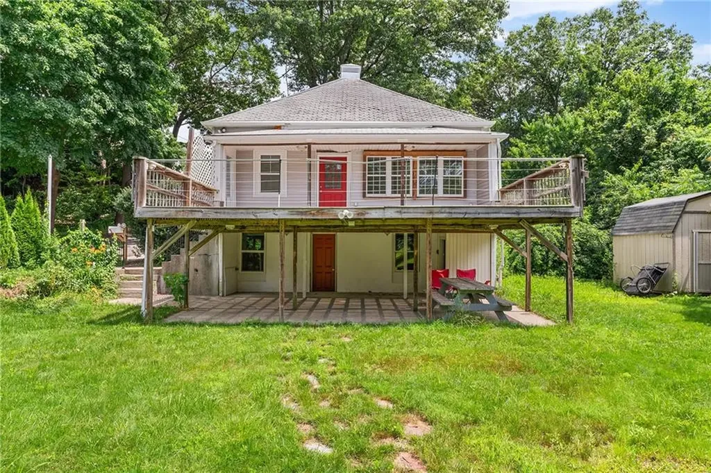 20 Homestead Street Smithfield RI 02917