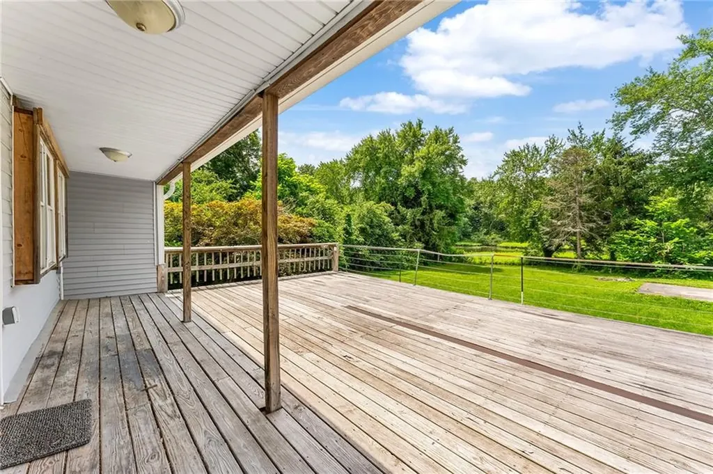 20 Homestead Street Smithfield RI 02917