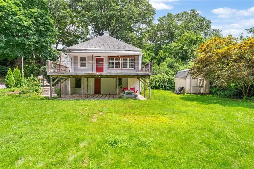 20 Homestead Street Smithfield RI 02917