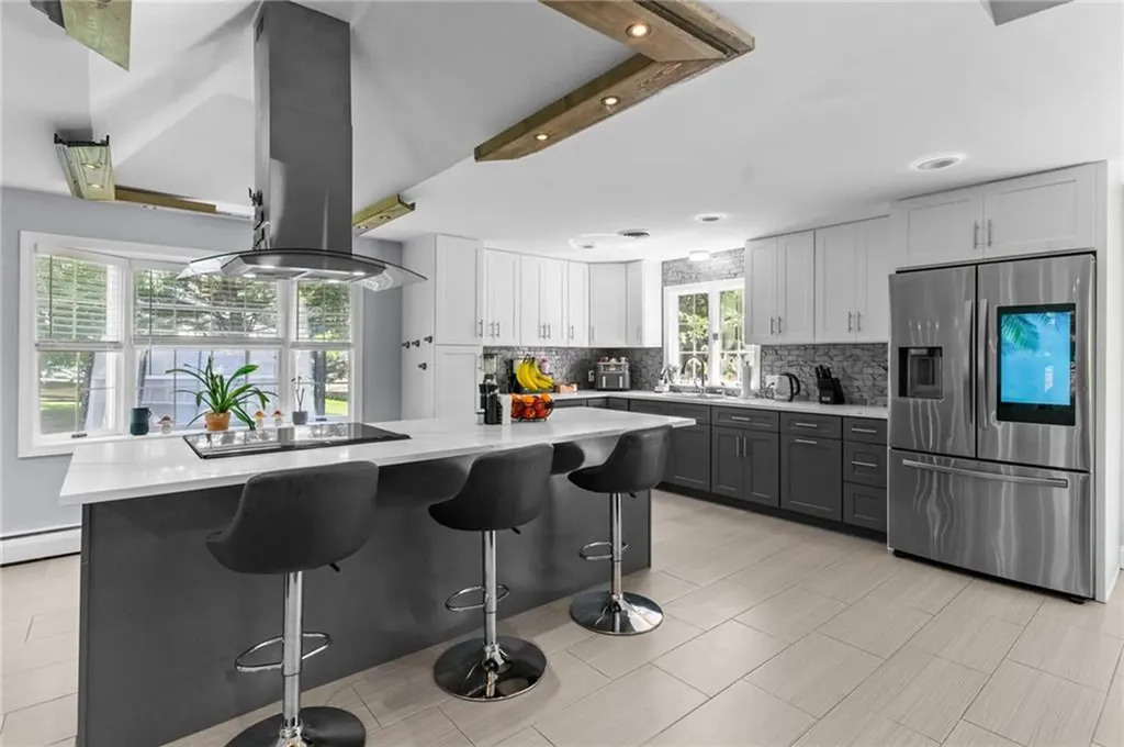10 Susan Elizabeth Drive Johnston RI 02919