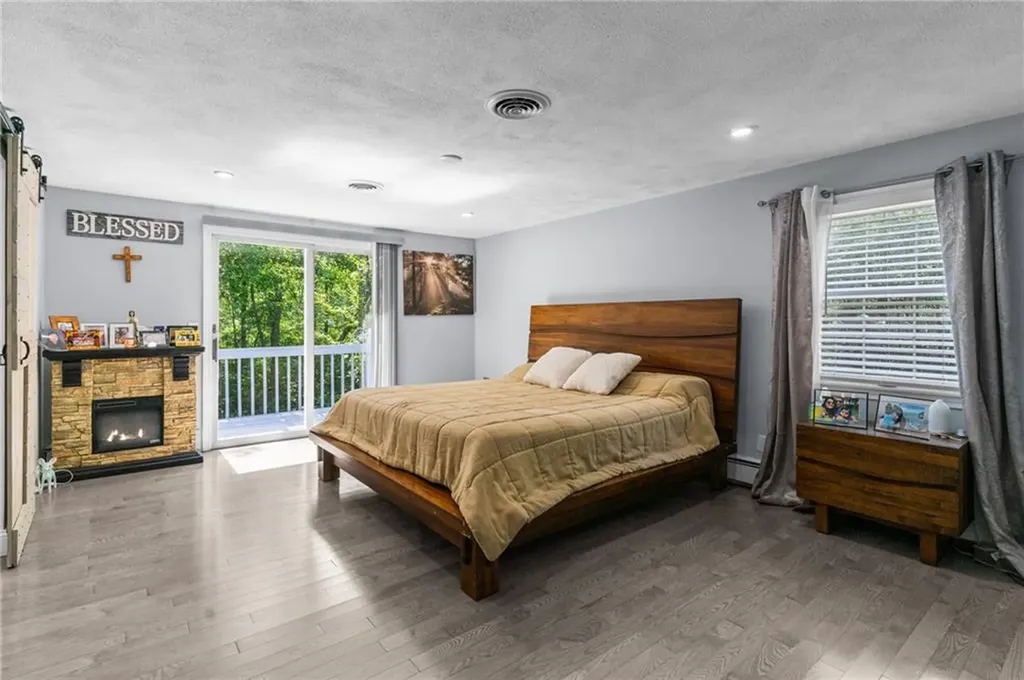 10 Susan Elizabeth Drive Johnston RI 02919