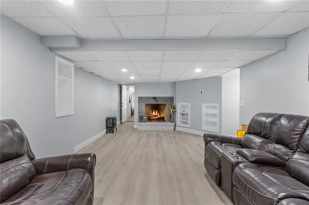 10 Susan Elizabeth Drive Johnston RI 02919