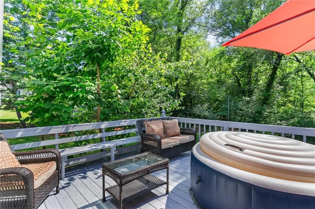 10 Susan Elizabeth Drive Johnston RI 02919