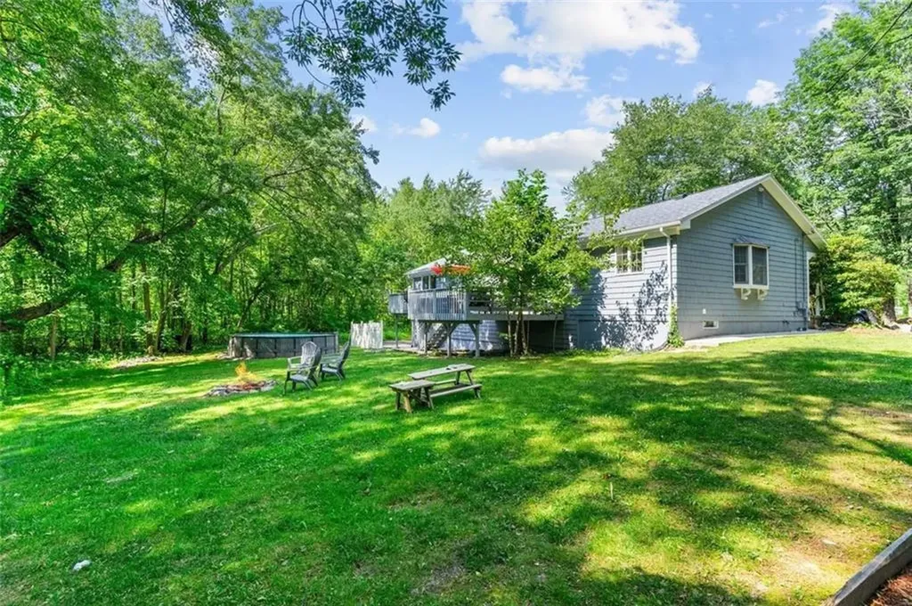 10 Susan Elizabeth Drive Johnston RI 02919