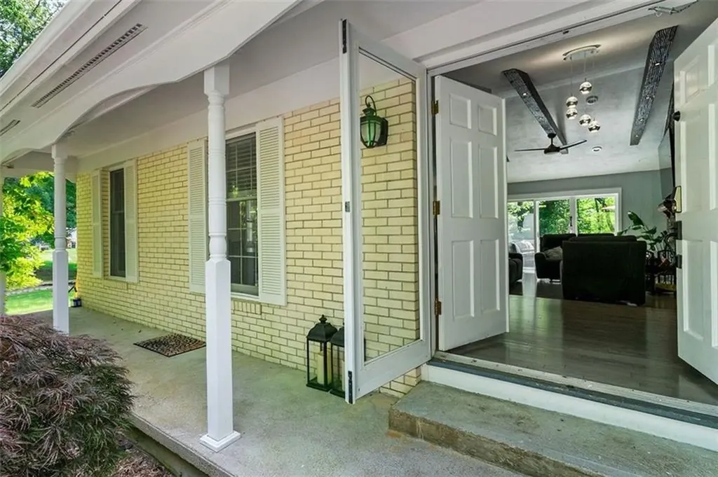 10 Susan Elizabeth Drive Johnston RI 02919