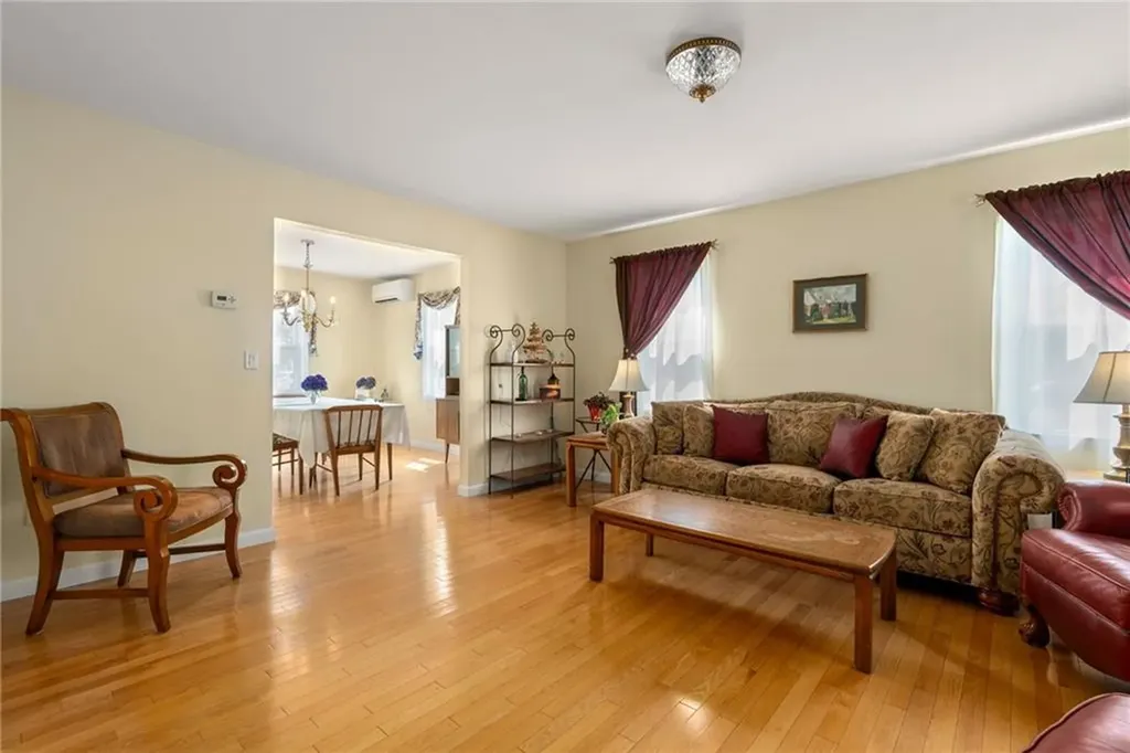 41 Kaitlin Place Portsmouth RI 02871