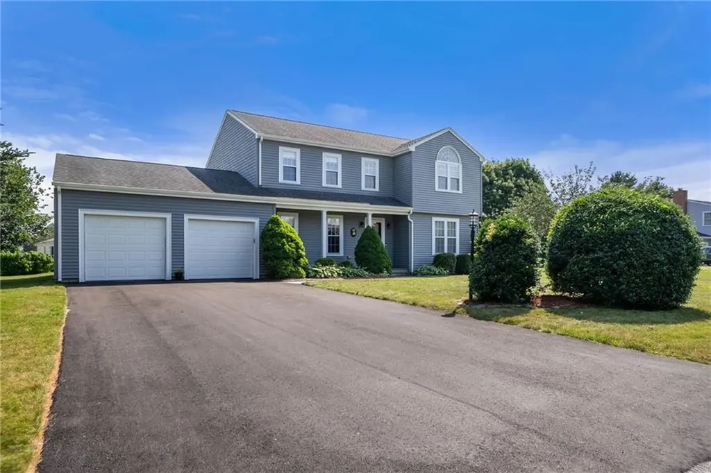 41 Kaitlin Place Portsmouth RI 02871