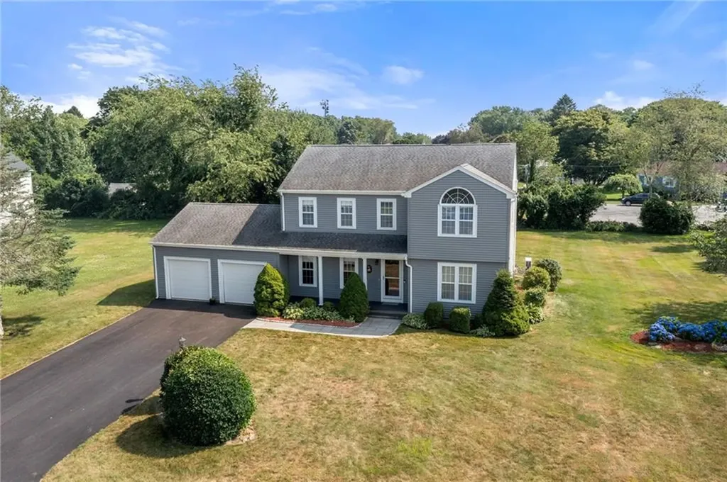 41 Kaitlin Place Portsmouth RI 02871