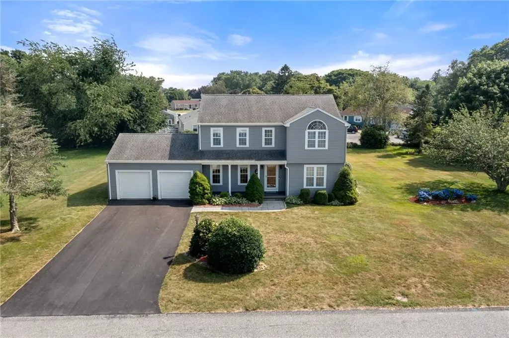 41 Kaitlin Place Portsmouth RI 02871