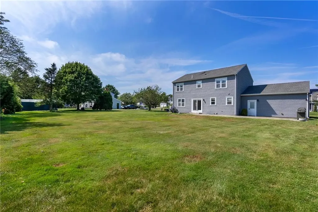 41 Kaitlin Place Portsmouth RI 02871