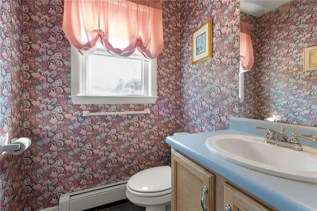 41 Kaitlin Place Portsmouth RI 02871
