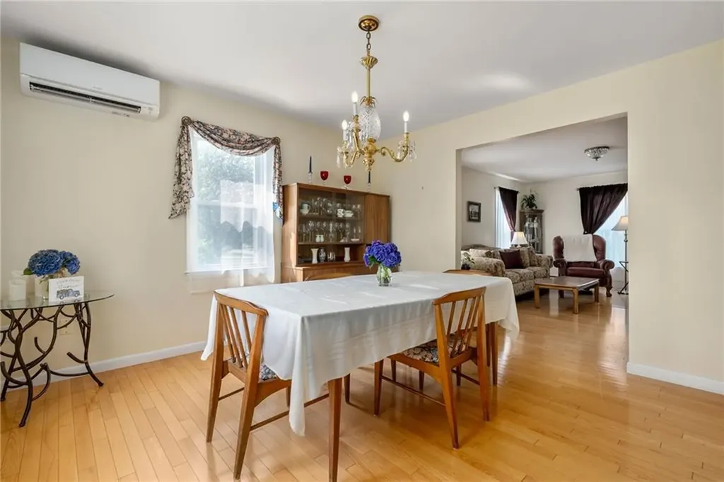 41 Kaitlin Place Portsmouth RI 02871