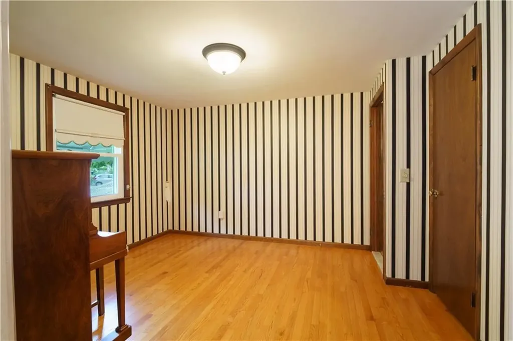 48 Ontario Avenue Cranston RI 02920